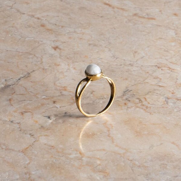 Mondstein Ring gold oval im Vintage Stil handgemacht – Bild 3
