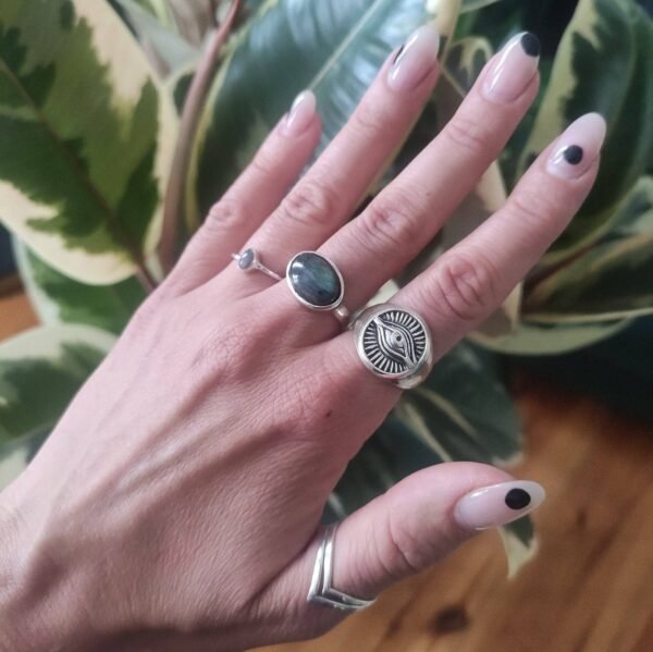 Feiner Mondstein Ring mit ovalem Stein 925 Sterling Silber handgemacht – Bild 2