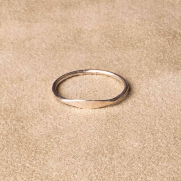 Feiner kleiner Siegelring aus 925 Sterling Silber handgefertigt